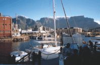 Only 55 km to Cape Town     View from the old harbour, the Waterfront towards Table Mountain