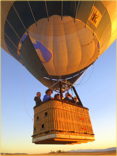 UP,UP and away with our beautiful balloon  http://www.kapinfo.com